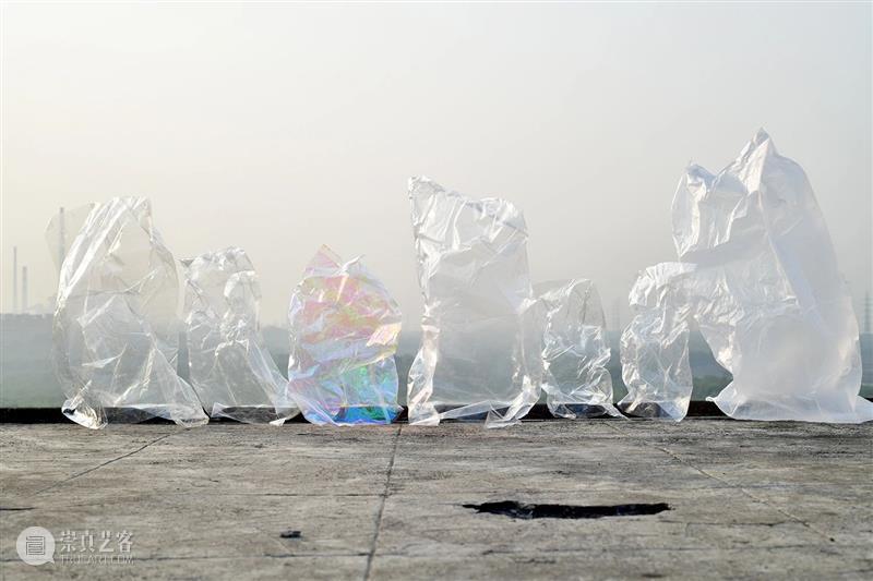 以无法预测的方式,呈现赤裸而鲜活的私人经验! PHOTOFAIRS 方式 私人 经验 屏幕 内容 蓝晒印相术 艺术家 实验 影像艺术博览会 官方 崇真艺客